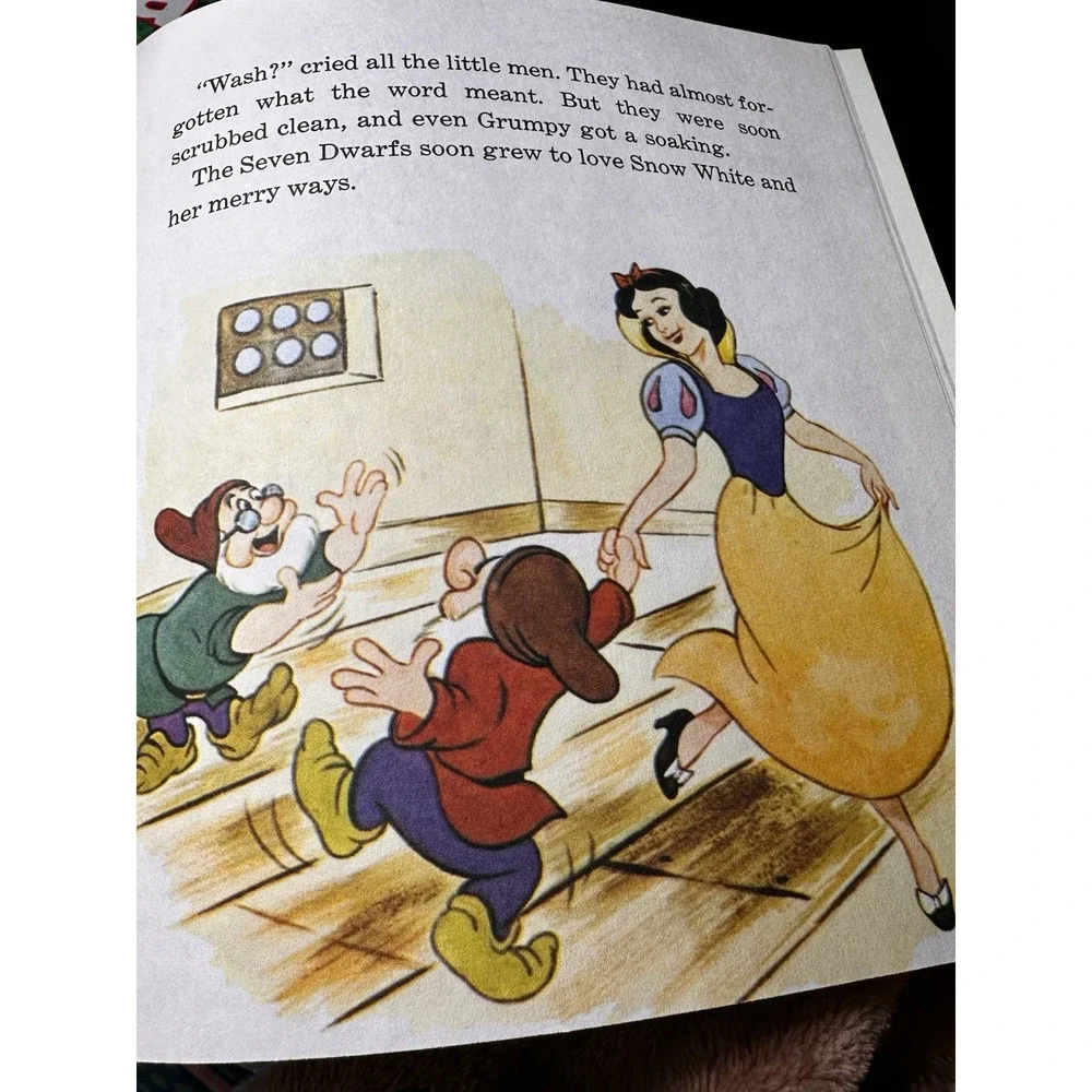 Vintage Walt Disney‎ Snow White And The Seven Dwarfs Book 1977 NO TAPE SC READ